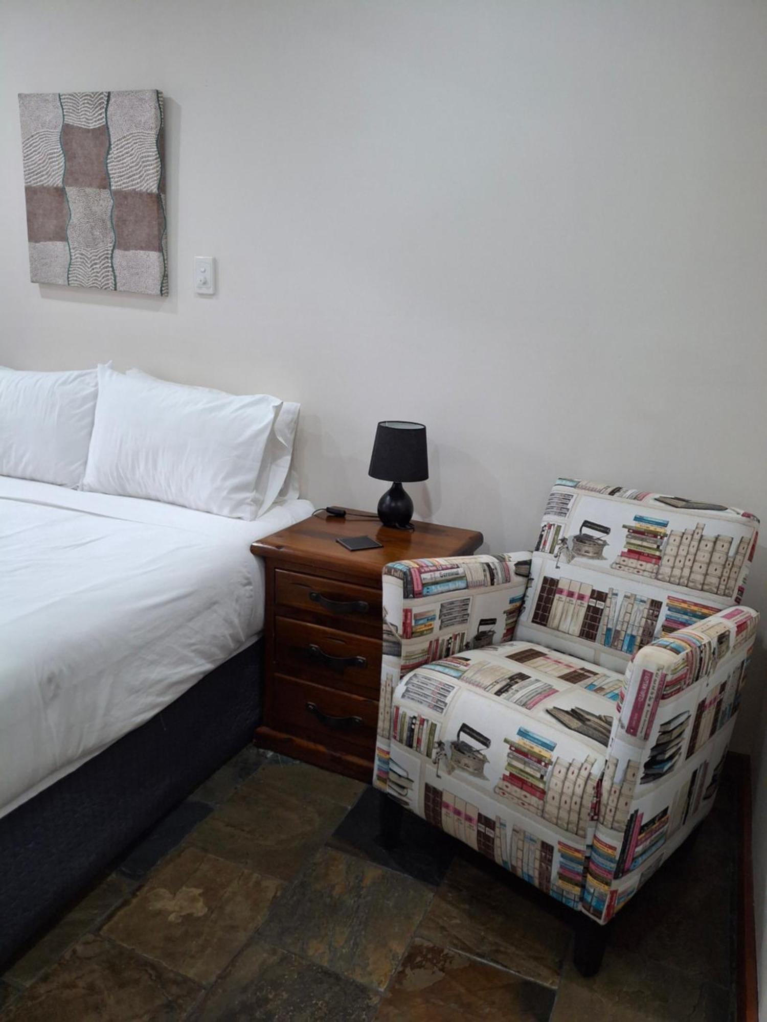 Wilmots On Dixon Bed & Breakfast Alice Springs Exterior photo
